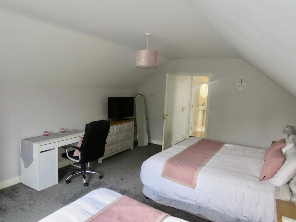 Meadowville Self-Catering Cushendall Bagian luar foto